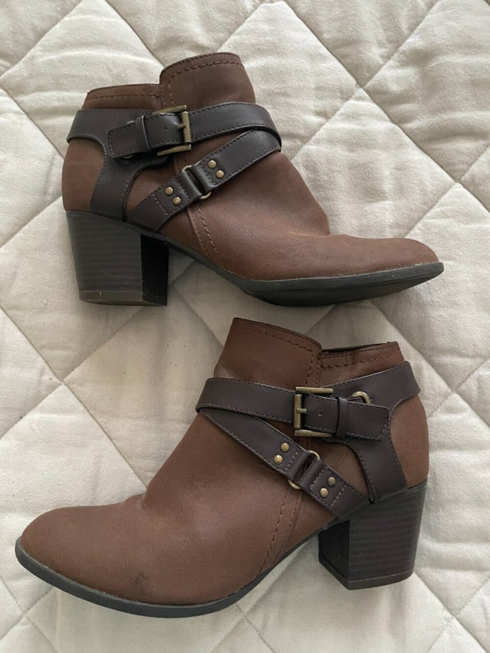 Indigo Rd. "Saydie" Belted Vegan Leather Ankle Booties - Size 8.5 M